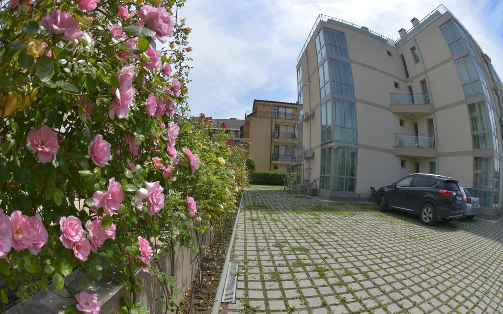 נסבר Zevs Residence מראה חיצוני תמונה