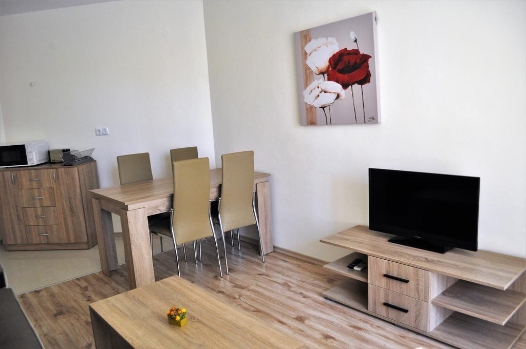 נסבר Zevs Residence מראה חיצוני תמונה