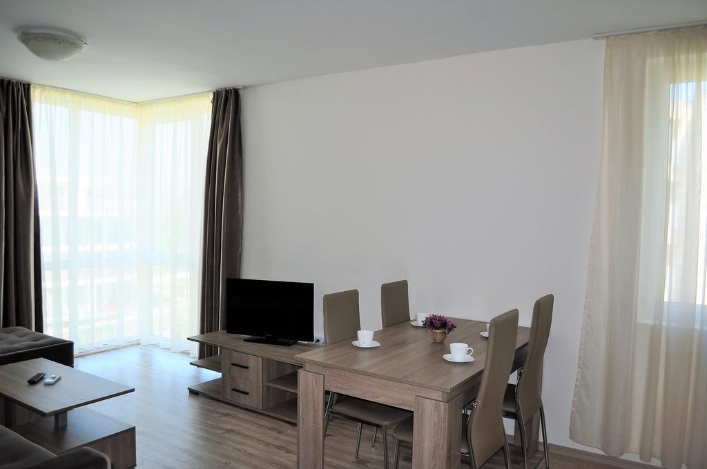 נסבר Zevs Residence מראה חיצוני תמונה