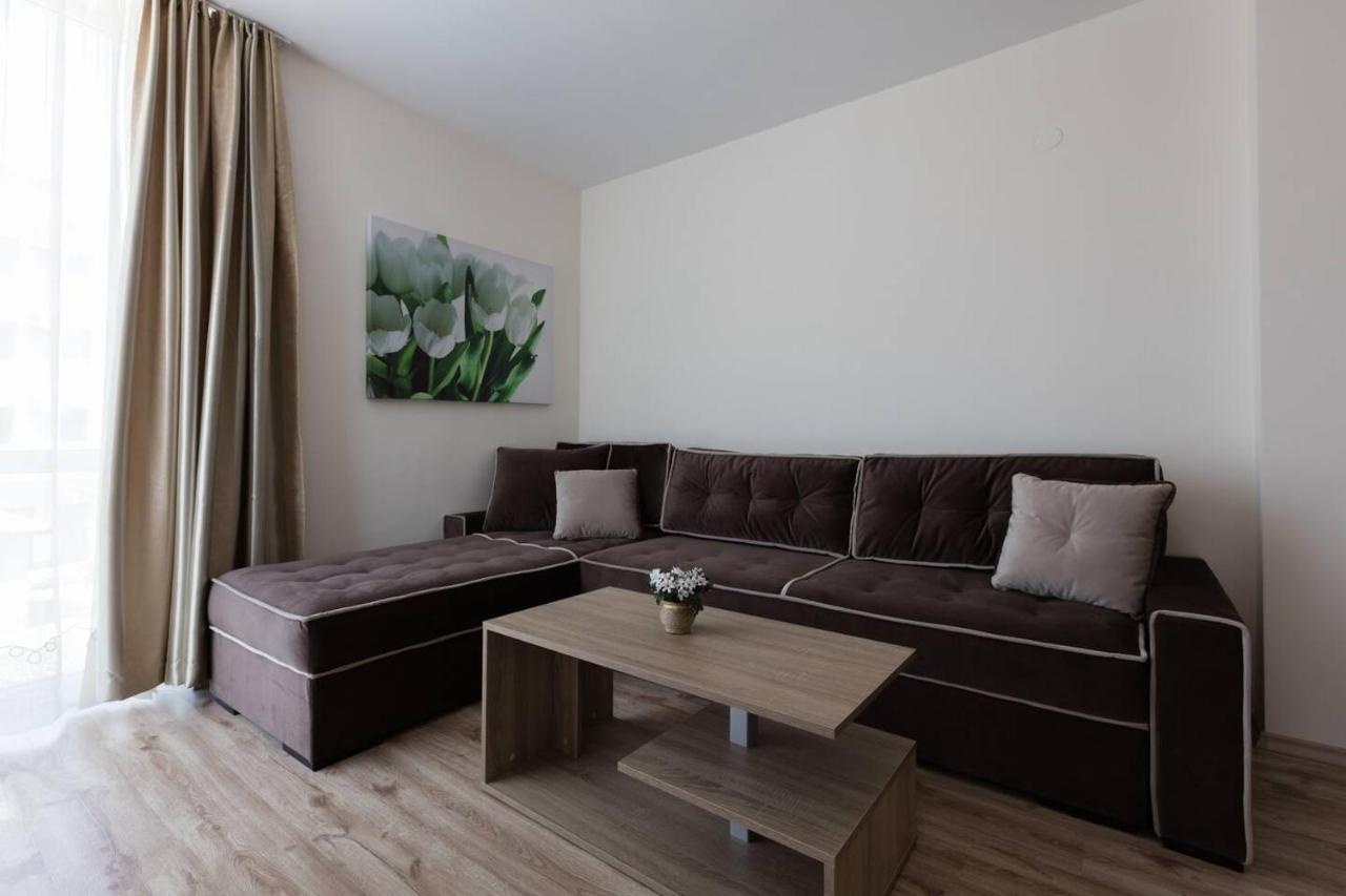 נסבר Zevs Residence מראה חיצוני תמונה