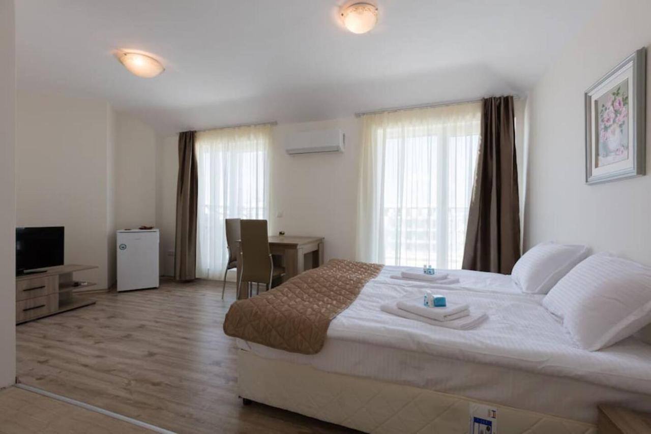 נסבר Zevs Residence מראה חיצוני תמונה